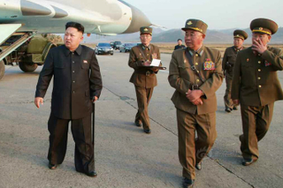Illustration for article titled N. Korea's Dear Leader Gives MiG-29 Pilots Guidance On How To Fight